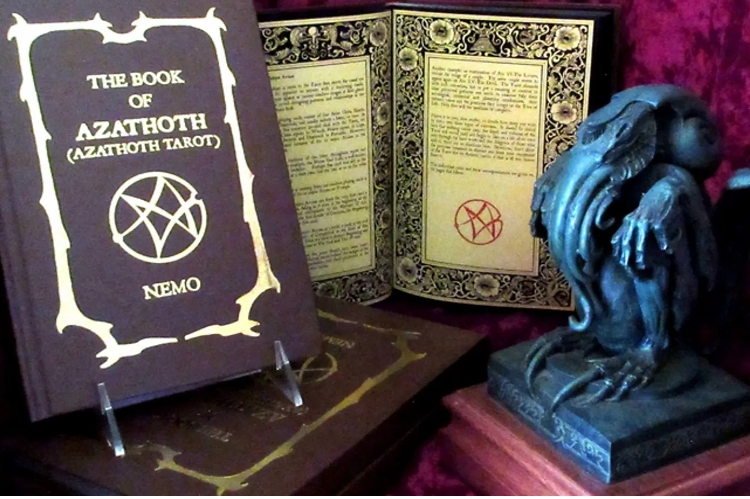Book Azathoth Tarot Guide Book By Nemo's Locker Self Published Limited