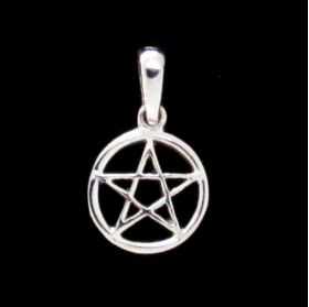 Adorable Silver Little Pentacle Charm Pendant Pagan Wiccan Adorable Little Clip on Pentacle Charm Pendant Pagan Wiccan