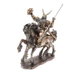  Odin Statue 