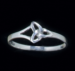 Sterling Silver Tiny Triquetra Ring 